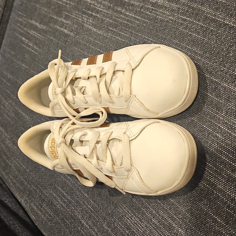 Adidas Sneakers  YOUTH 5 Womens ~7 - Picture 2 of 10